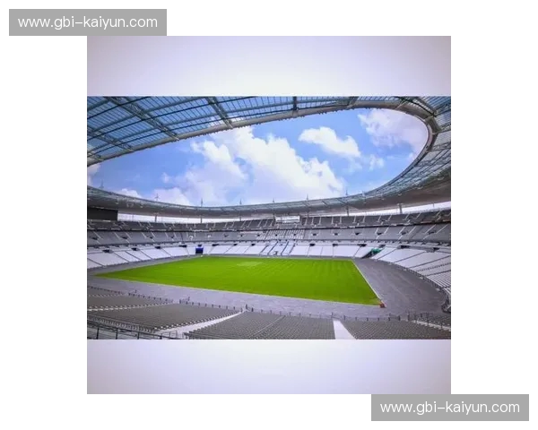 巴黎的优雅，圣埃蒂安的硬朗：法兰西足球双城记